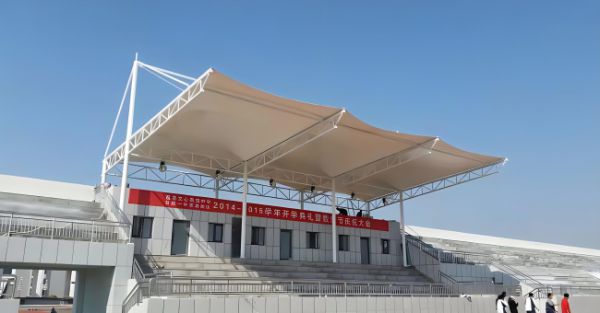 河南中学体育看台